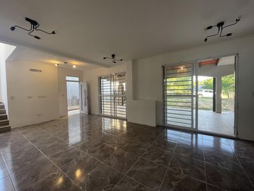 Casa en Barrio Los Fresnos Zona Termas San Jose