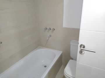 Piso A Estrenar Caballito  4 Amb 176 M2 - Balcón corrido