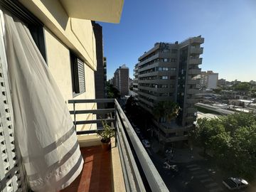 Departamento de 2 dormitorios en Echesortu en venta