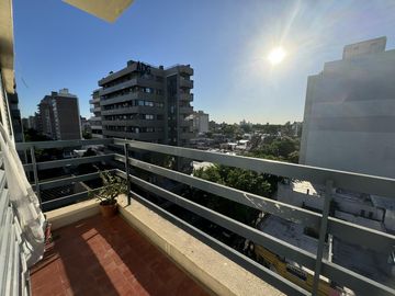 Departamento de 2 dormitorios en Echesortu en venta