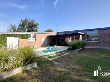 Casa en venta  3 dormitorios Puerto Roldan Santa Fe RETASADA