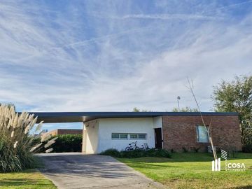 Casa en venta  3 dormitorios Puerto Roldan Santa Fe RETASADA