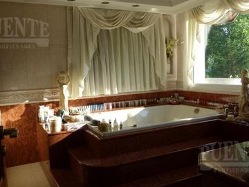 Saint Thomas Sur - Canning - Venta