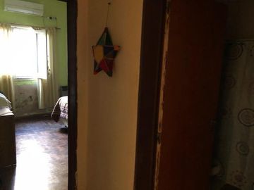 Casa - APTA CREDITO -Llavallol con departamento - Vende - Gabriel Suarez - Luzuriaga 183 - cochera 3 autos