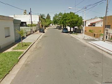 Casa en venta - 2 Dormitorios 1 Baño - Cochera - 365Mts2 - Pergamino