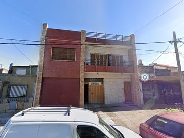 Departamento en venta - 3 Dormitorios 2 Baños - 350Mts2 - Ramos Mejia