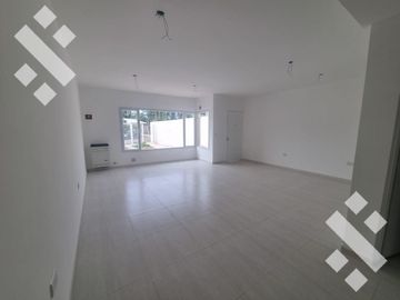 VENTA  CASA PLOTTIER