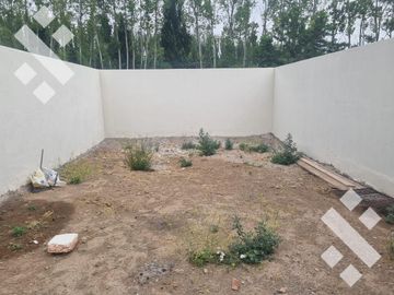 VENTA  CASA PLOTTIER