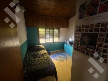 VENTA CASA 3 DORM. - B° FILIPUZZI CIPOLLETTI, RIO NEGRO