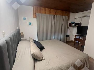 VENTA CASA 3 DORM. - B° FILIPUZZI CIPOLLETTI, RIO NEGRO