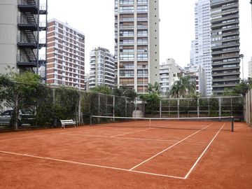 Depto Piso Alto Torre Camps Premium Ugarteche y Cerviño. Palermo.