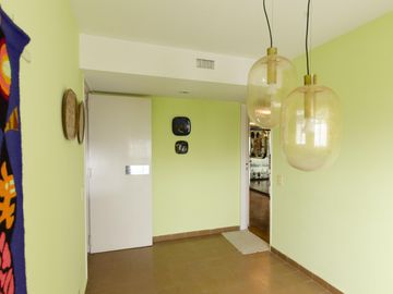 Depto Piso Alto Torre Camps Premium Ugarteche y Cerviño. Palermo.