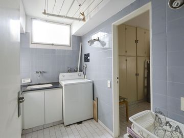 Depto Piso Alto Torre Camps Premium Ugarteche y Cerviño. Palermo.