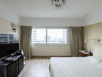 Depto Piso Alto Torre Camps Premium Ugarteche y Cerviño. Palermo.