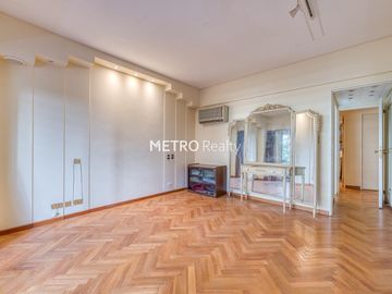 Departamento en Venta 5 ambientes en Palermo Chico