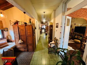 Casa de 4 ambientes en venta en San Isidro.