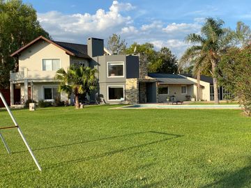 Casa en venta - 2 Dormitorios 2 Baños - General Rodríguez