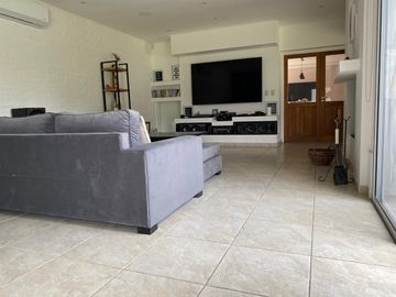 Casa en venta - 2 Dormitorios 2 Baños - General Rodríguez