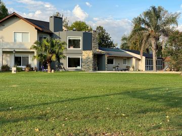 Casa en venta - 2 Dormitorios 2 Baños - General Rodríguez