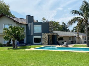Casa en venta - 2 Dormitorios 2 Baños - General Rodríguez
