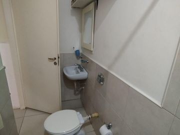 Venta casa Pilar Centro  3 Ambientes con Jardin y Parrilla