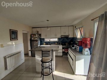 Venta casa Pilar Centro  3 Ambientes con Jardin y Parrilla