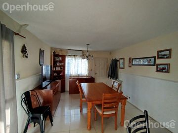 Venta casa Pilar Centro  3 Ambientes con Jardin y Parrilla