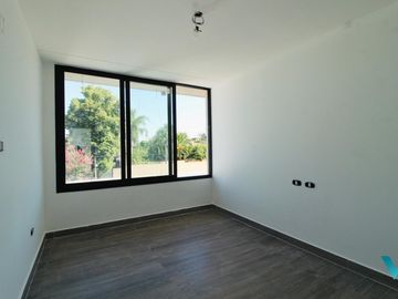 Casas en ph en venta en Ituzaingó Norte