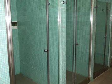 Exclusivo alquiler de 2 ambientes sin muebles en el destacado Madero Center Puerto Madero