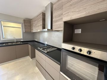 Venta Departamento en zona río