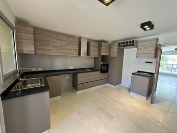 Venta Departamento en zona río