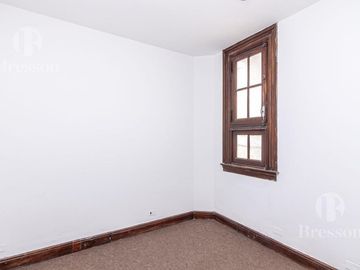 Oficina en  Edificio Francés - Barrio Norte  Córdoba 1800