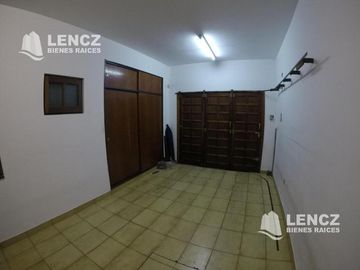 NUEVO PRECIO!!! EXCELENTE CHALET  5 AMB.C/COCHERA, PILETA Y JARDIN. QUILMES OESTE. nuevo precio!