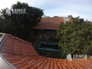 NUEVO PRECIO!!! EXCELENTE CHALET  5 AMB.C/COCHERA, PILETA Y JARDIN. QUILMES OESTE. nuevo precio!