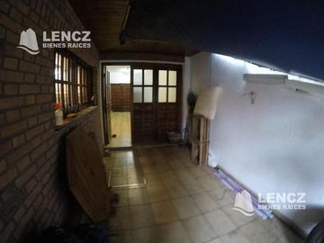 NUEVO PRECIO!!! EXCELENTE CHALET  5 AMB.C/COCHERA, PILETA Y JARDIN. QUILMES OESTE. nuevo precio!