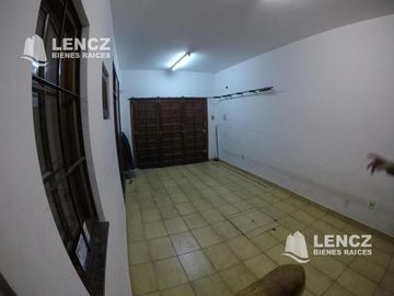 NUEVO PRECIO!!! EXCELENTE CHALET  5 AMB.C/COCHERA, PILETA Y JARDIN. QUILMES OESTE. nuevo precio!