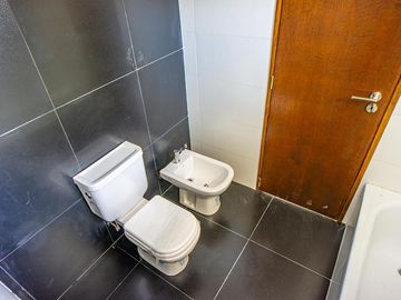 1 Dormitorio en Venta a metros de Bv. Oroño