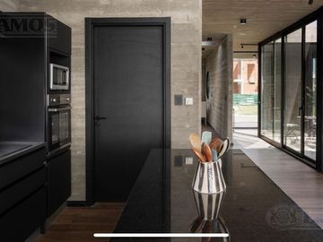 Casa en  venta en el Barrio Riberas, Puertos / Escobar