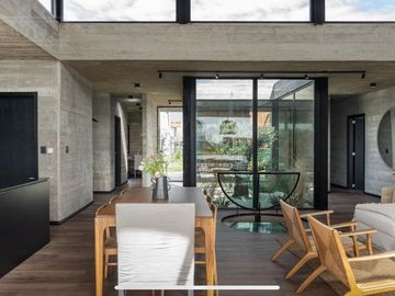 Casa en  venta en el Barrio Riberas, Puertos / Escobar