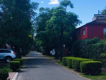 Casa de 4 ambientes con cochera en  venta en Pilar