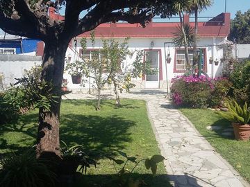 VENTA REBAJADA    U$S 90.000   Casa 3 Amb - Banfield
