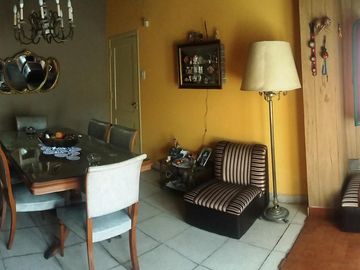 VENTA REBAJADA    U$S 90.000   Casa 3 Amb - Banfield