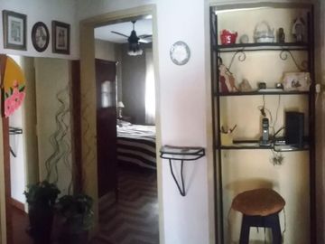 VENTA REBAJADA    U$S 90.000   Casa 3 Amb - Banfield