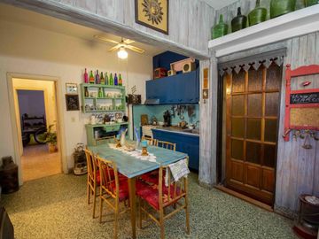 Casa de 6 ambientes en venta en Olivos
