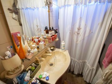 Casa de 6 ambientes en venta en Olivos