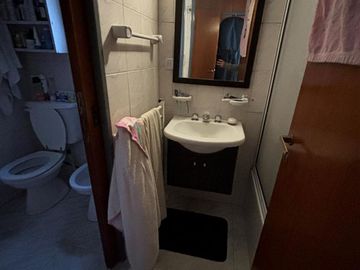 Duplex 4 ambientes con piscina. Olivos