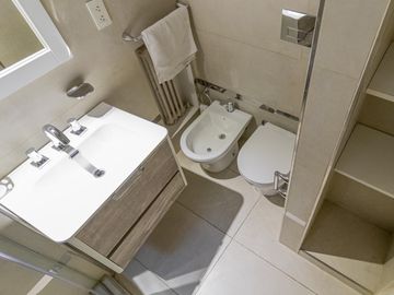 Departamento 3 Dormitorios VENTA  Av. Libertador al 800 entre R. Peña y Montevideo