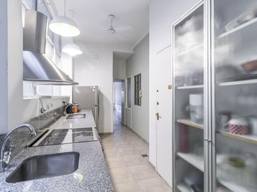 Departamento 3 Dormitorios VENTA  Av. Libertador al 800 entre R. Peña y Montevideo