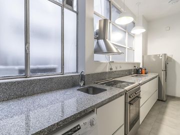 Departamento 3 Dormitorios VENTA  Av. Libertador al 800 entre R. Peña y Montevideo