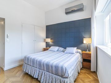 Departamento 3 Dormitorios VENTA  Av. Libertador al 800 entre R. Peña y Montevideo